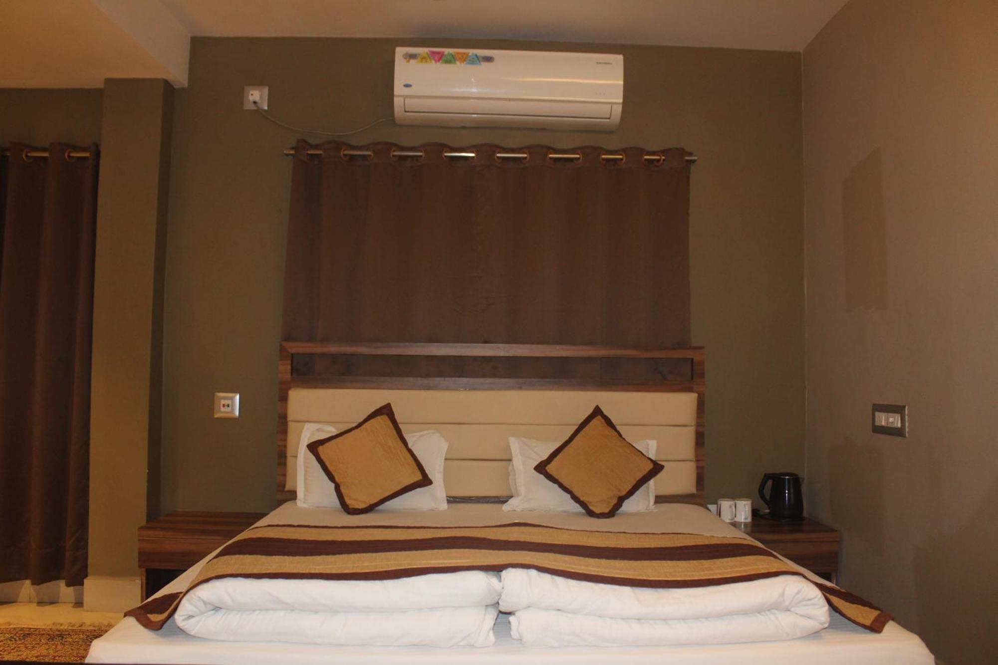 Hotel Oishi Plaza Mukutmanipur Extérieur photo