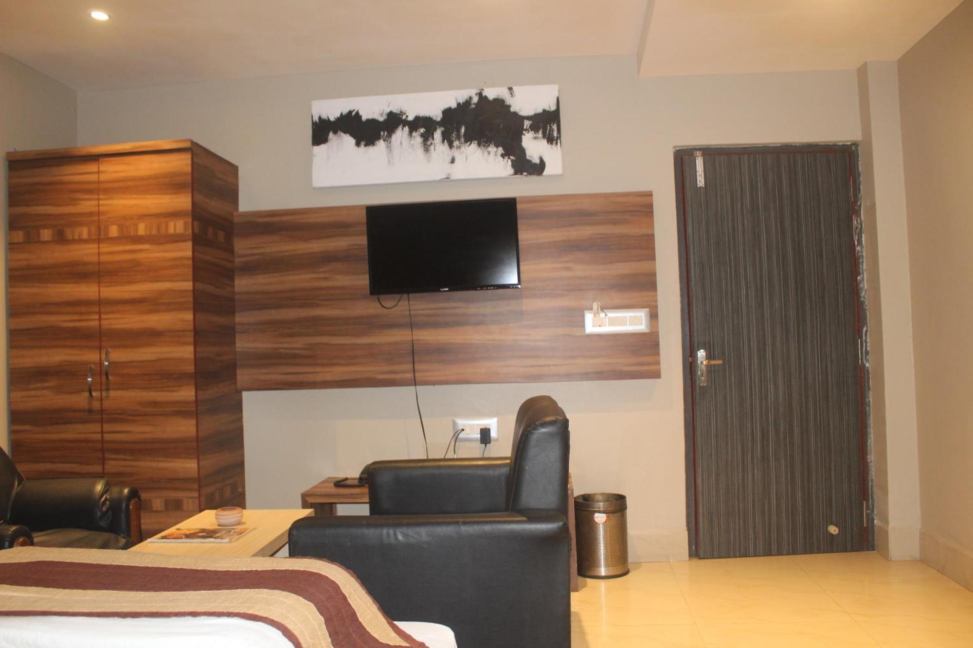 Hotel Oishi Plaza Mukutmanipur Extérieur photo