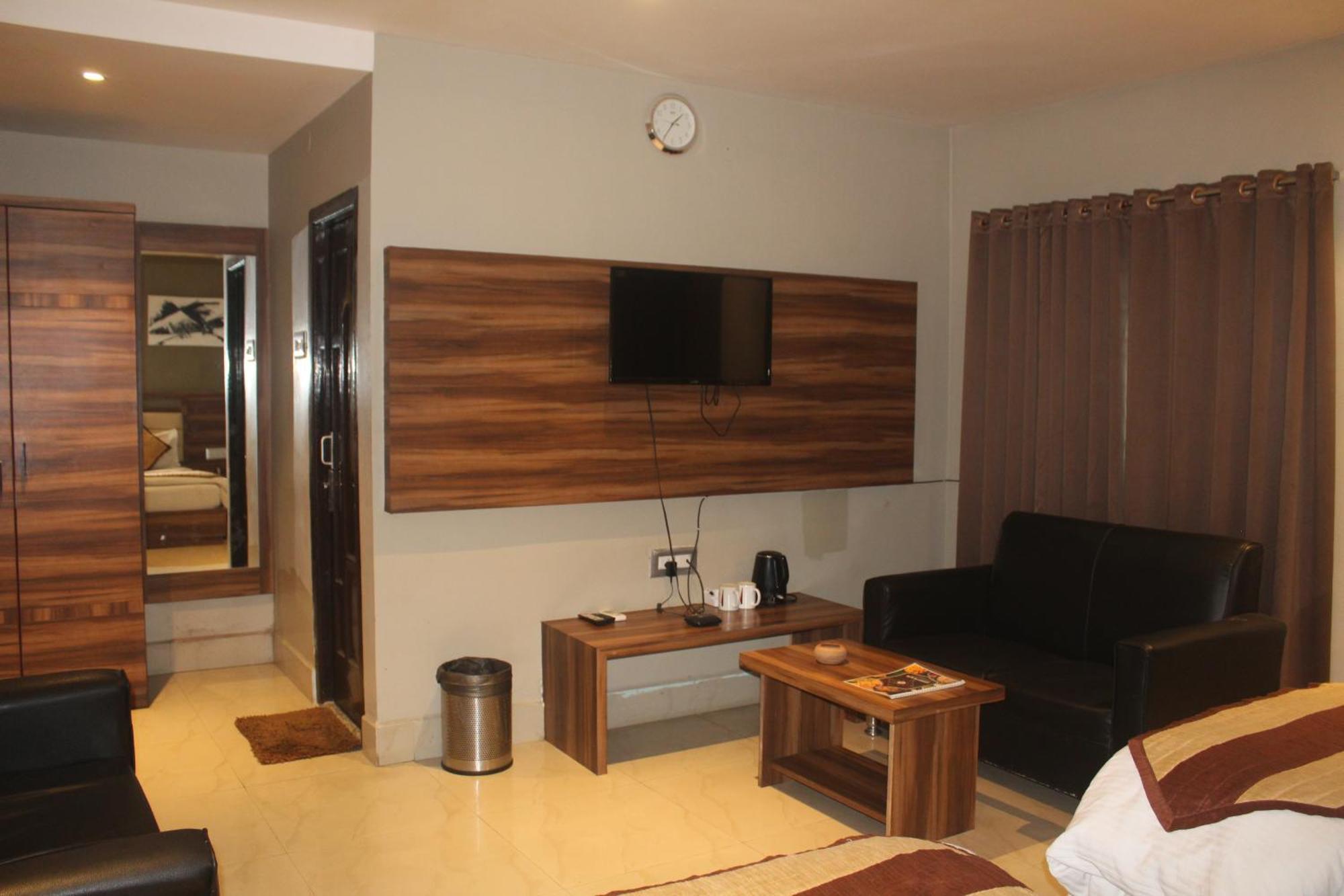 Hotel Oishi Plaza Mukutmanipur Extérieur photo